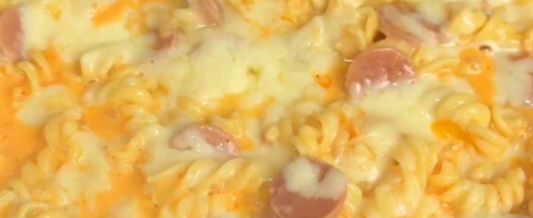 Creamy Sausage Pasta Recipe – Easy Cheesy Dinner